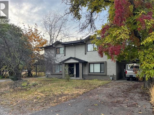 Duplex for sale in Winfield, British Columbia