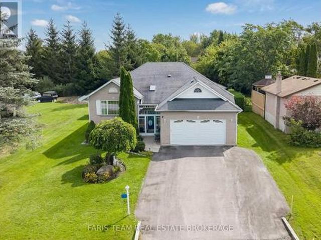 House for sale in Innisfil, Central Ontario