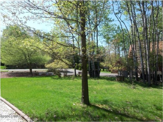 House for sale in Lakeville, Pennsylvania