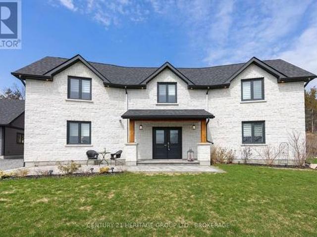 House for sale in South Frontenac, Ontario