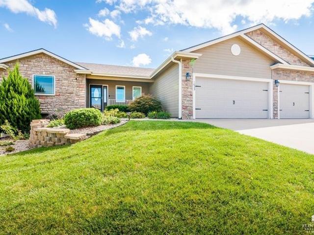 House for sale in Manhattan, Riley County