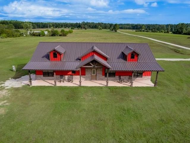 House for sale in Groveton, Texas