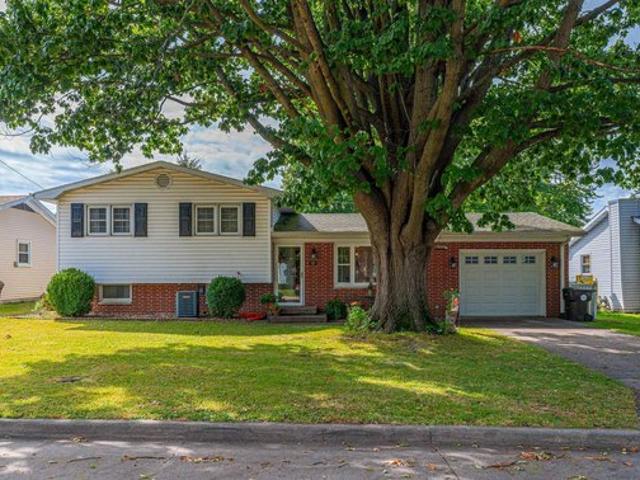 House for sale in Lincoln, Logan County