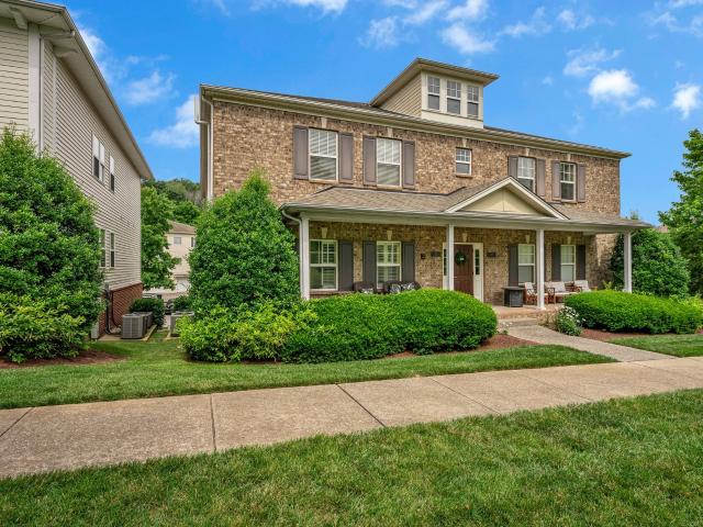 Condo for sale in Franklin