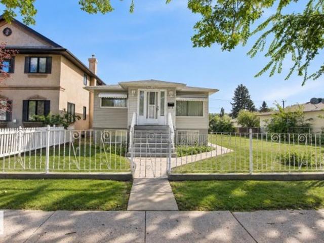 House for sale in Wedgewood, Alberta