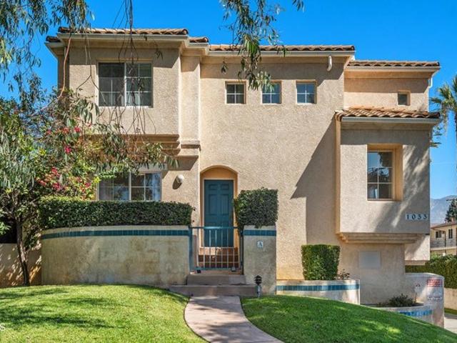 Townhouse for sale in Arcadia, California