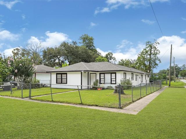 House for sale in Alvin, Texas