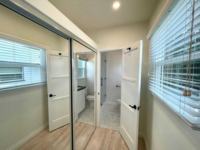 Apartment for rent in Canoga Park, California