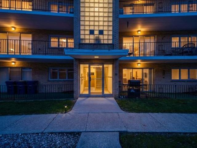 Condo for sale in Oak Lawn, Illinois
