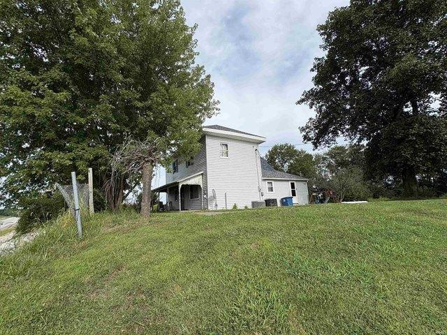 House for sale in Bicknell, Indiana