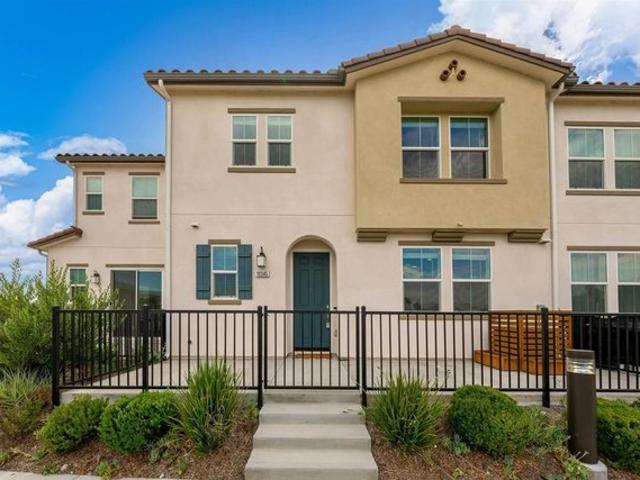Townhouse for sale in Spring Valley, California