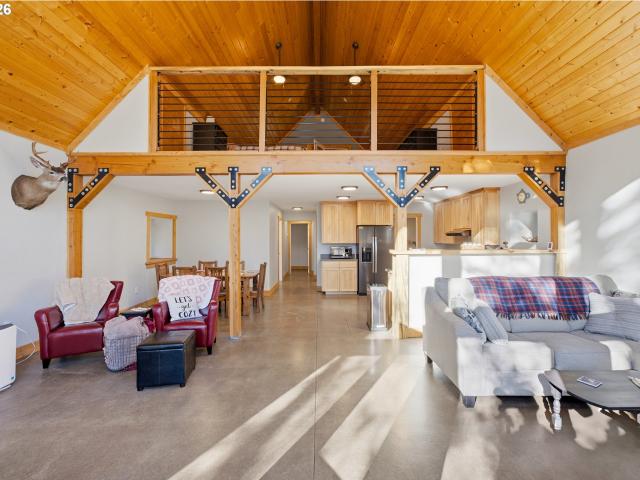 House for sale in La Pine, Klamath County