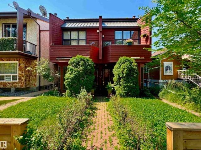 Townhouse for sale in Wedgewood, Alberta