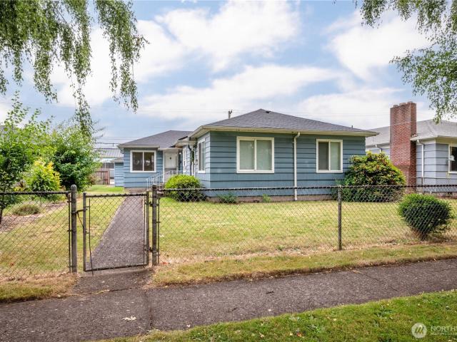House for sale in Longview, Washington