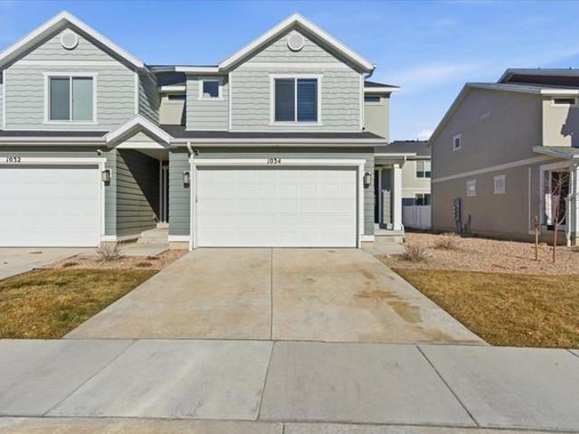 Townhouse for sale in Saratoga Springs, Utah
