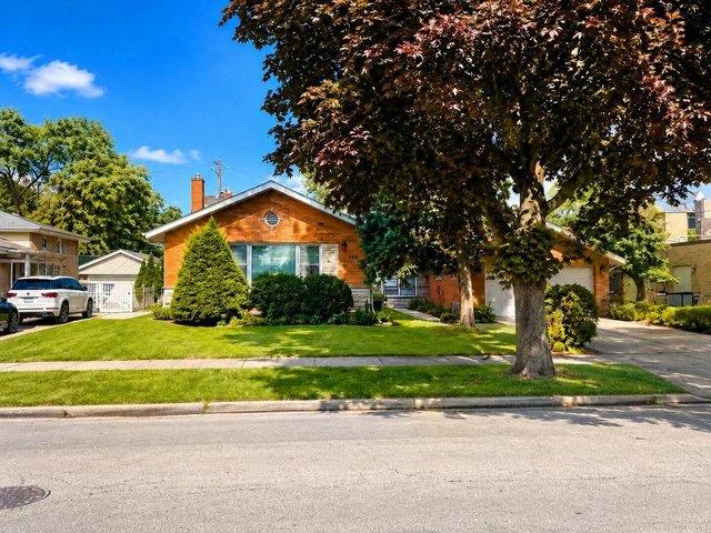 House for sale in La Grange Park, Illinois