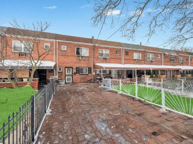 House for sale in Arverne, New York
