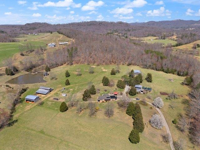 House for sale in Williamsburg, Kentucky