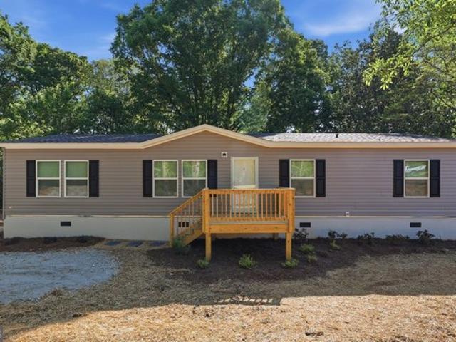 House for sale in Eastanollee, Georgia