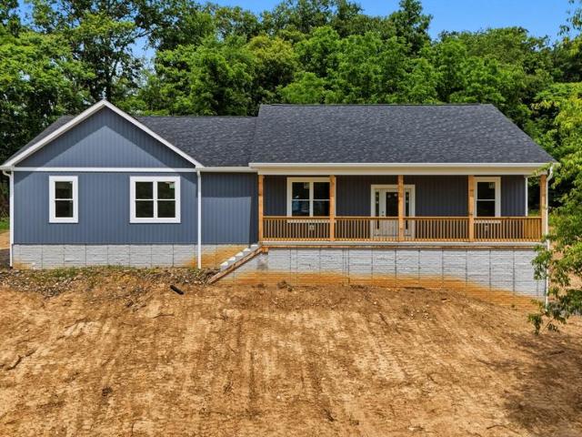 House for sale in Hedgesville, West Virginia