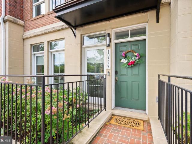 Condo for sale in Virginia