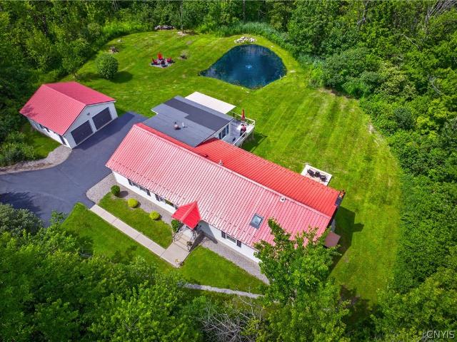 House for sale in Oneida, New York