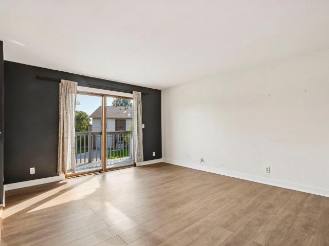 Condo for sale in Franklin, Wisconsin