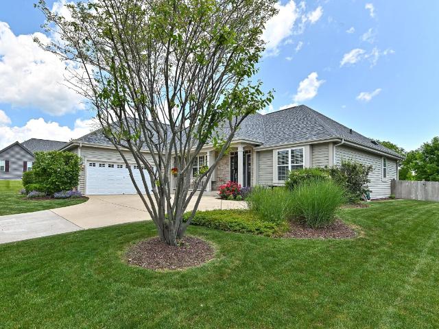 House for sale in Oak Creek