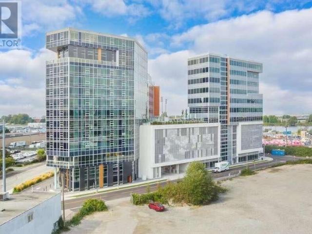 Office for sale in Richmond, British Columbia