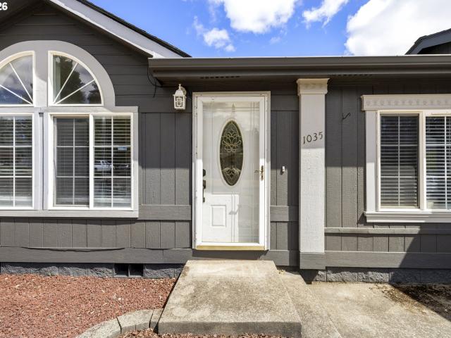 House for sale in Oregonia