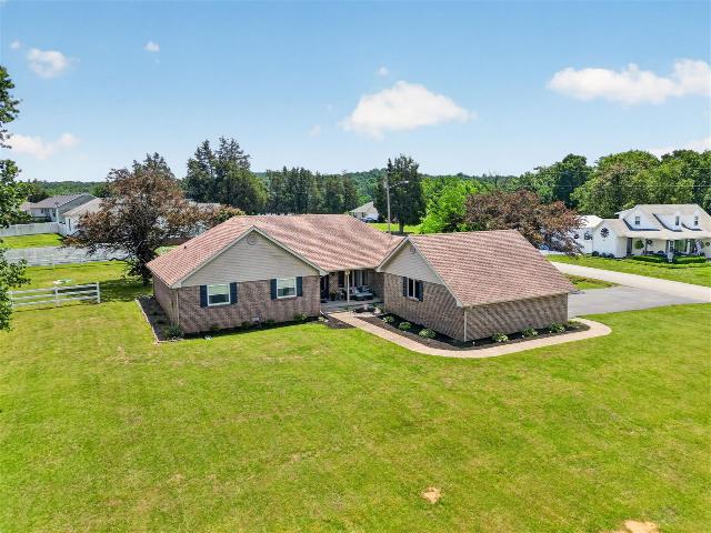 House for sale in Auburn, Kentucky