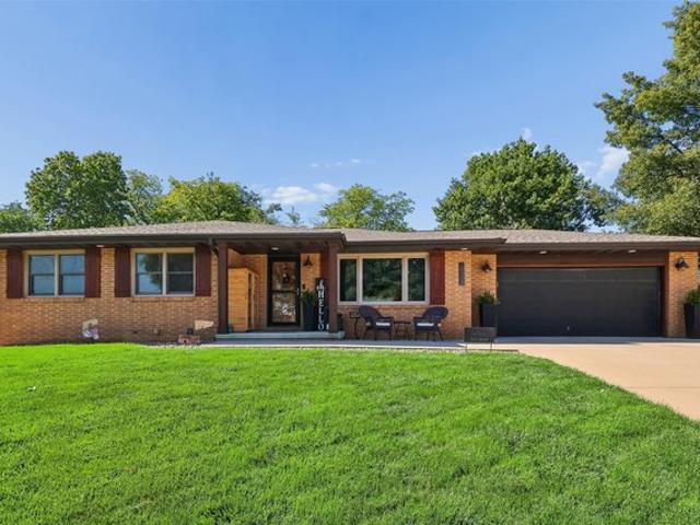 House for sale in Carlisle, Iowa