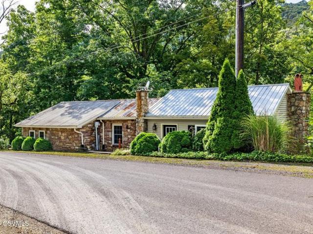 House for sale in Mifflinburg, Pennsylvania
