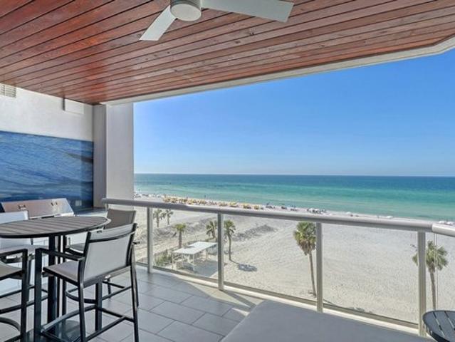Condo for sale in Sarasota, Florida