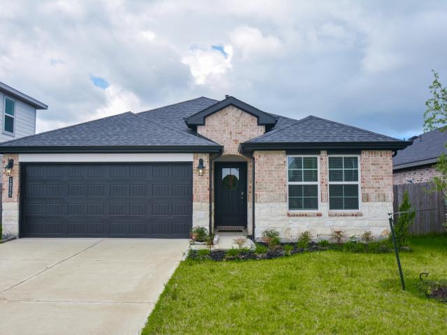 House for sale in Arcola, Texas