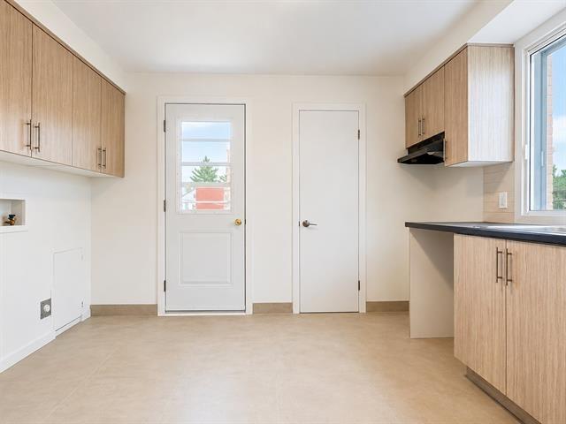 Apartment for rent in St. Leonard's, Quebec