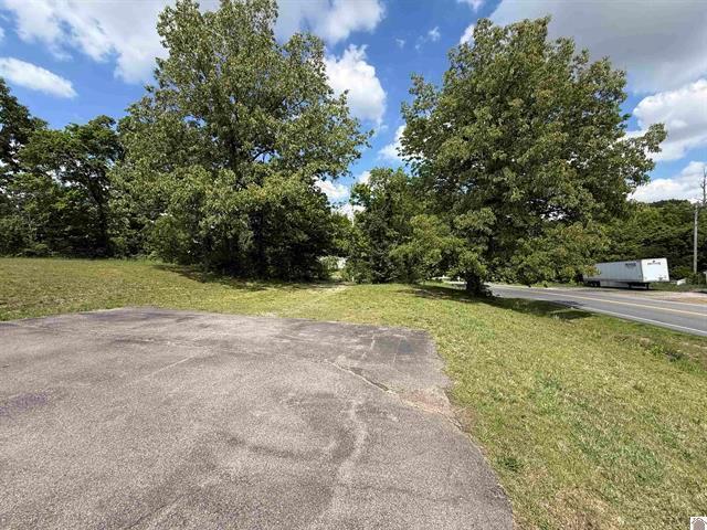 House for sale in Cadiz, Kentucky