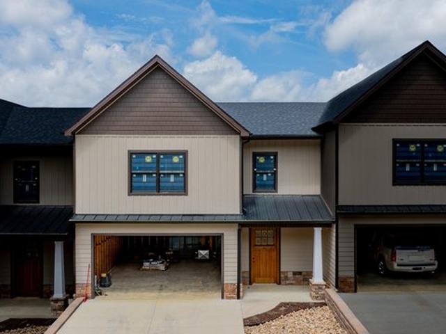 Condo for sale in Virginia