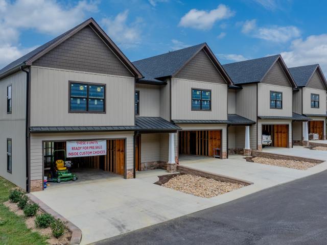 Condo for sale in Abingdon, Washington County