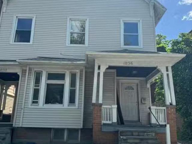 Condo for rent in Rochester