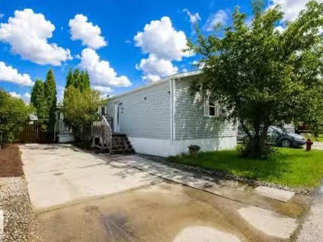 House for sale in Sherwood Park, Alberta