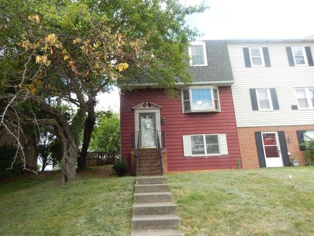 Townhouse for sale in Virginia