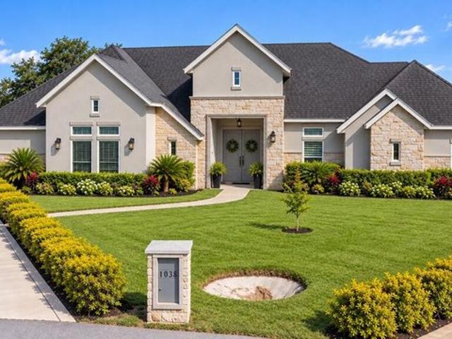 House for sale in Cameron, Texas