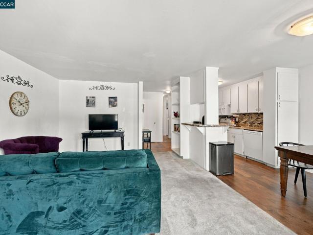 Condo for sale in Concord, Contra Costa County