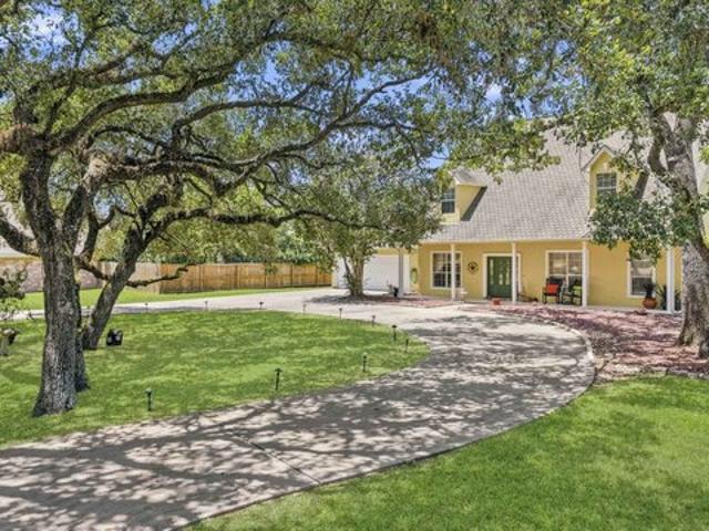 House for sale in Columbus, Texas