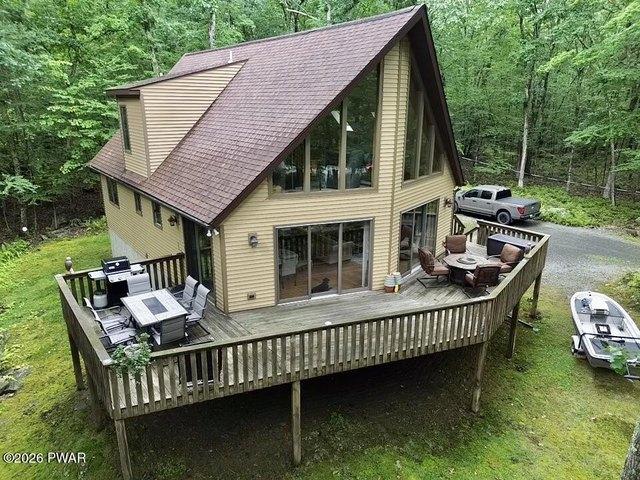 House for sale in Hawley, Pennsylvania