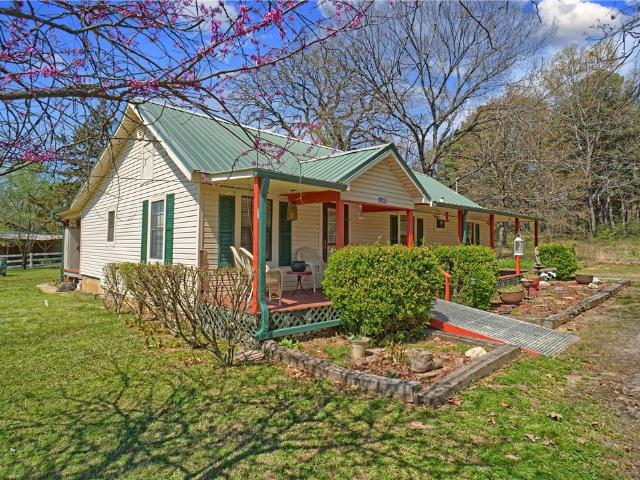 House for sale in Ark