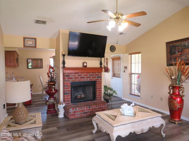 House for sale in Nesbit, Mississippi