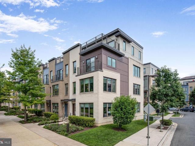 Townhouse for sale in Bethesda