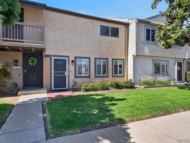 Townhouse for sale in Santee, California